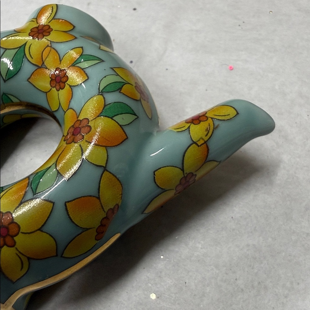 ⭐️2002 Vivian Chan miniature porcelain teapot. - Picture 12 of 16